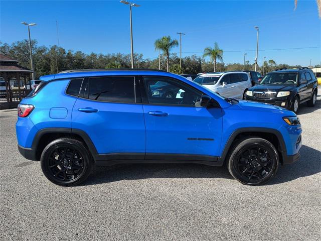 2025 Jeep Compass COMPASS LATITUDE 4X4