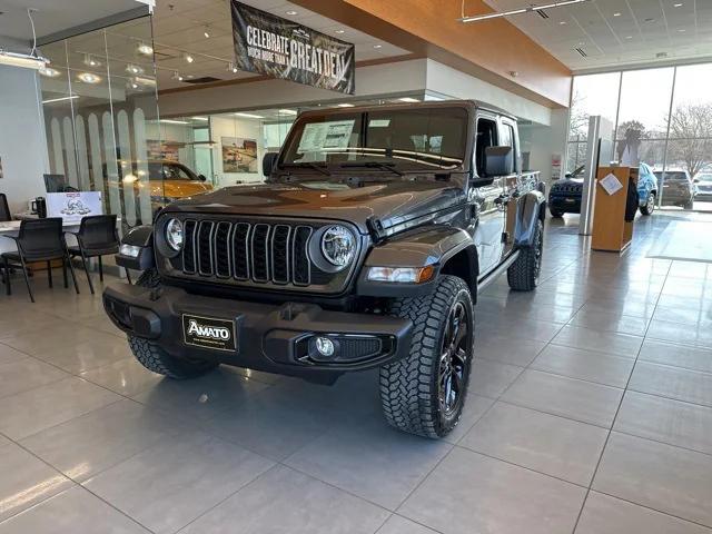 2025 Jeep Gladiator GLADIATOR NIGHTHAWK 4X4