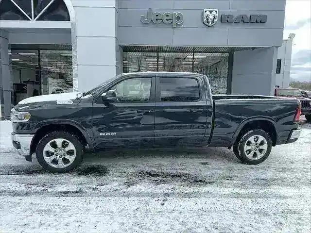 2025 RAM Ram 1500 RAM 1500 BIG HORN CREW CAB 4X4 64 BOX