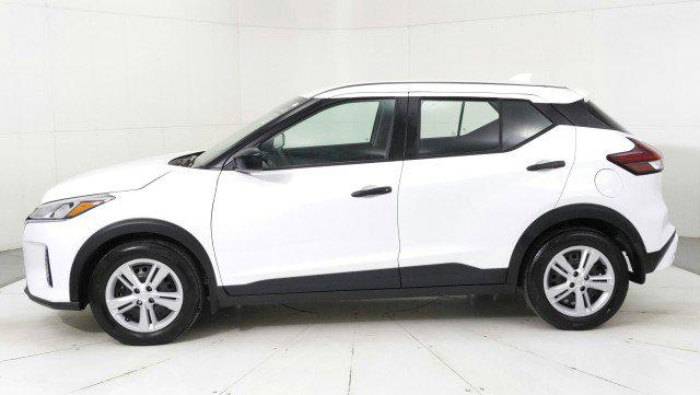 2024 Nissan Kicks S Xtronic CVT