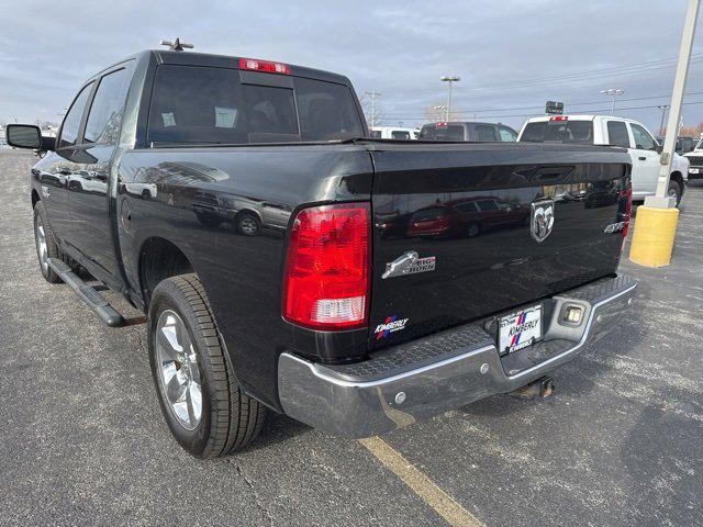 2017 RAM 1500 Big Horn Crew Cab 4x4 57 Box