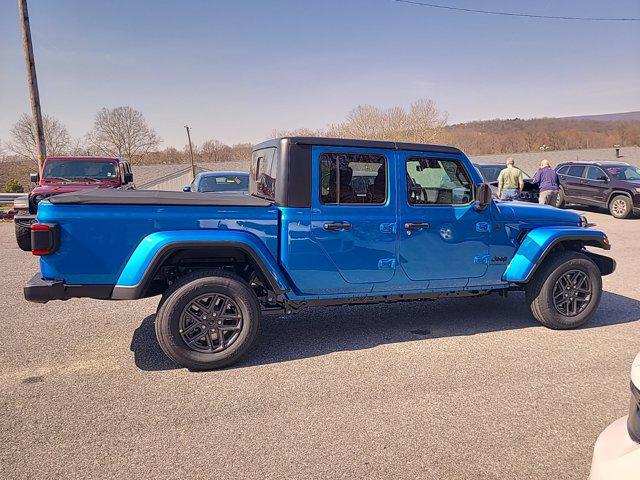 2024 Jeep Gladiator GLADIATOR SPORT S 4X4