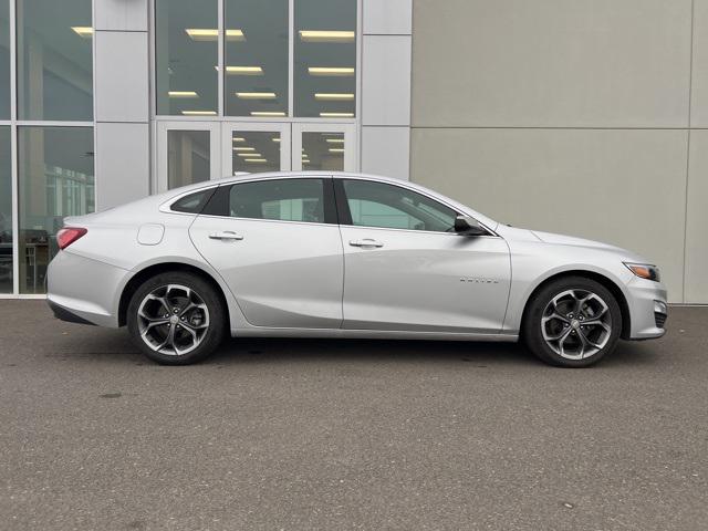 2022 Chevrolet Malibu FWD LT