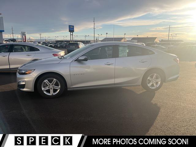 2022 Chevrolet Malibu FWD LT