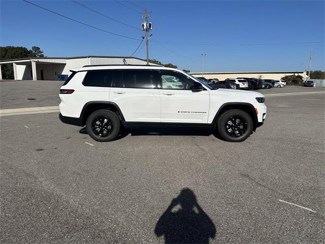 2025 Jeep Grand Cherokee GRAND CHEROKEE L ALTITUDE X 4X2