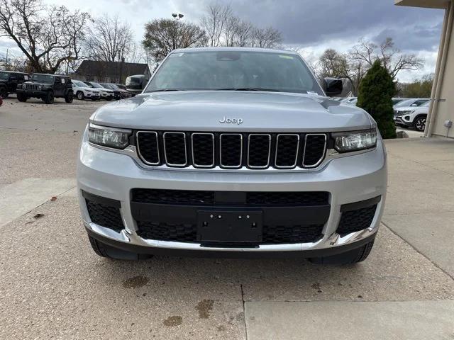 2025 Jeep Grand Cherokee GRAND CHEROKEE L LAREDO X 4X4