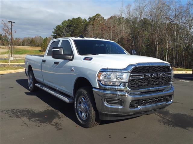 2024 RAM Ram 3500 RAM 3500 TRADESMAN CREW CAB 4X4 8 BOX