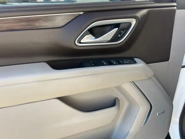 2021 Chevrolet Suburban 4WD Z71