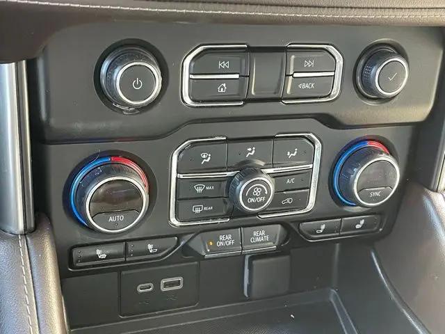 2021 Chevrolet Suburban 4WD Z71