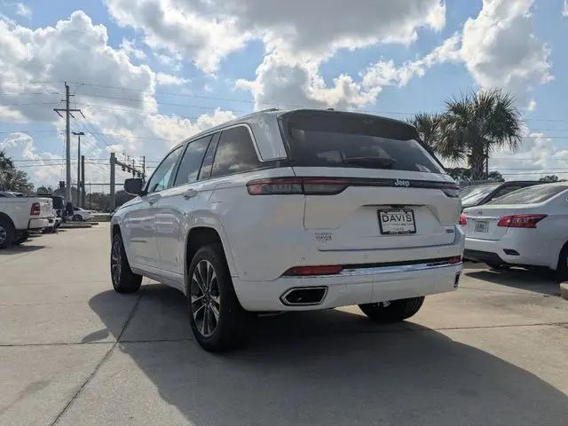 2025 Jeep Grand Cherokee Overland 4x4