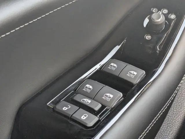 2025 Jeep Grand Cherokee Overland 4x4