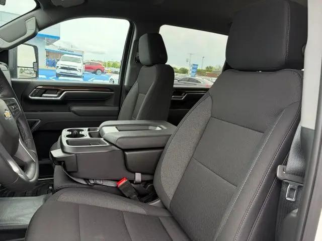 2025 Chevrolet Silverado 3500HD LT