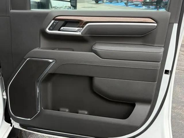 2025 Chevrolet Silverado 3500HD LT