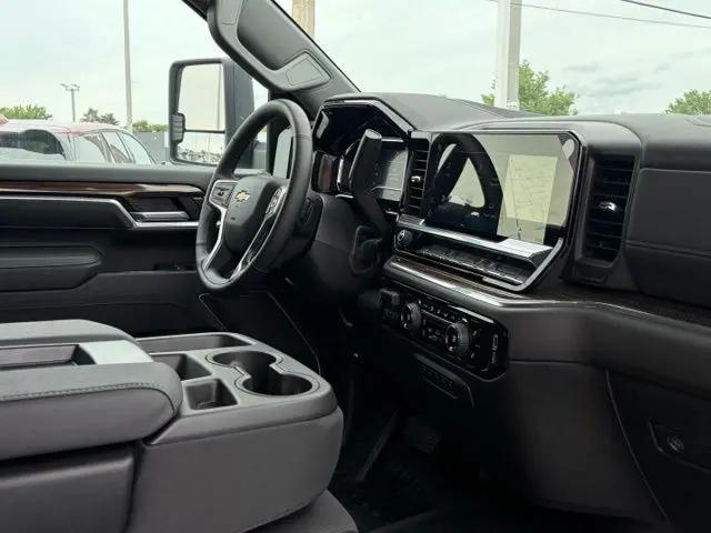 2025 Chevrolet Silverado 3500HD LT