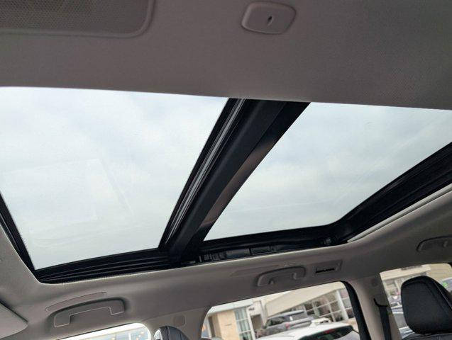 2025 INFINITI QX80 SENSORY AWD
