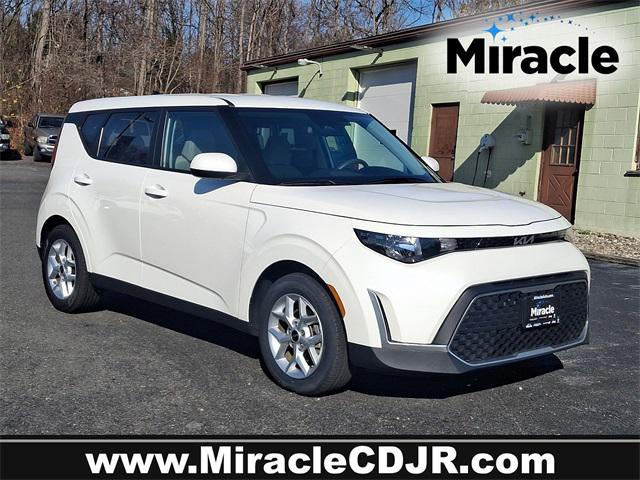 2023 Kia Soul LX