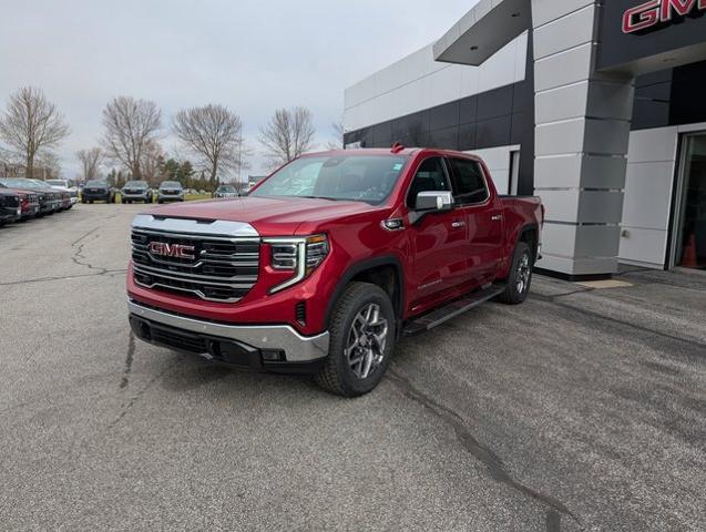 2025 GMC Sierra 1500 4WD Crew Cab Short Box SLT