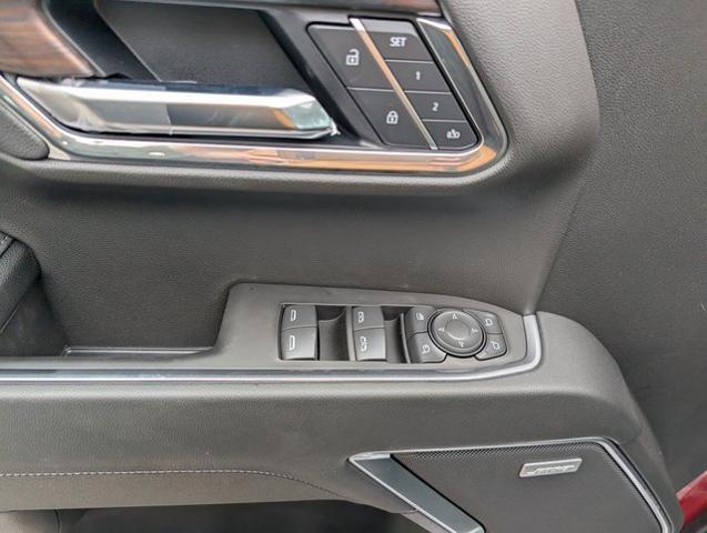 2025 GMC Sierra 1500 4WD Crew Cab Short Box SLT