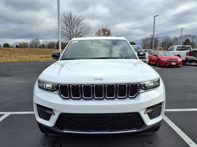 2025 Jeep Grand Cherokee GRAND CHEROKEE LAREDO X 4X4