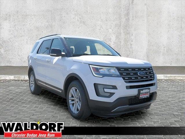 2017 Ford Explorer XLT 2017 Ford Explorer XLT