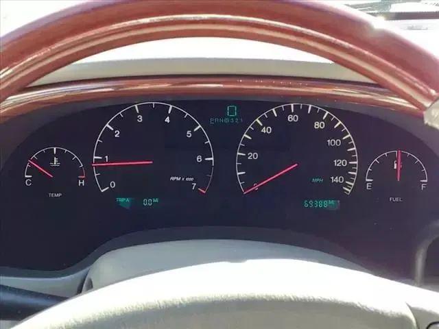 2002 Cadillac DeVille DHS