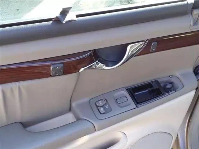 2002 Cadillac DeVille DHS