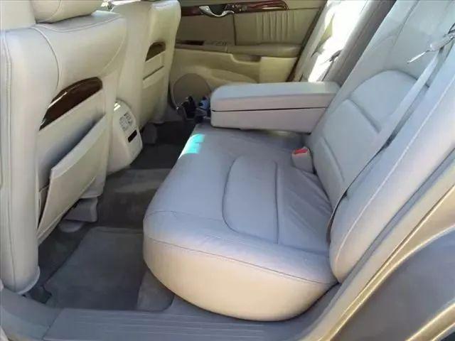 2002 Cadillac DeVille DHS