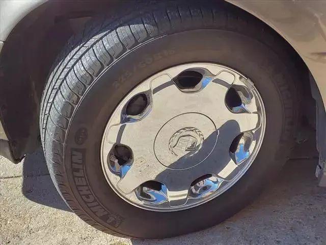 2002 Cadillac DeVille DHS