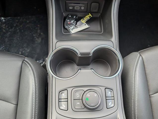2024 GMC Terrain AWD SLT