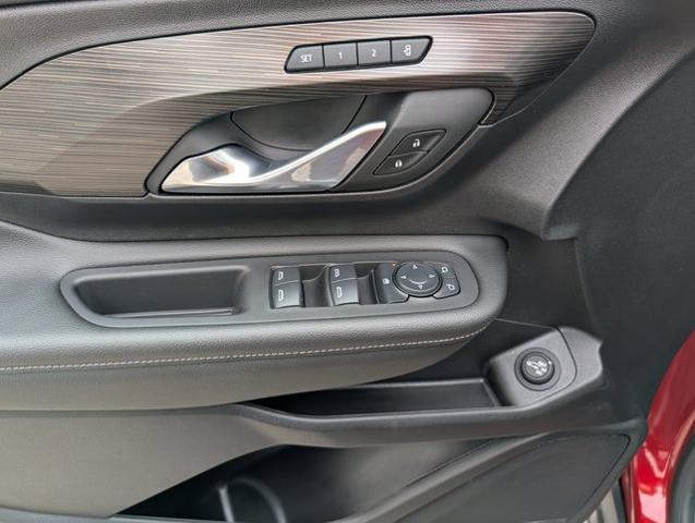 2024 GMC Terrain AWD SLT