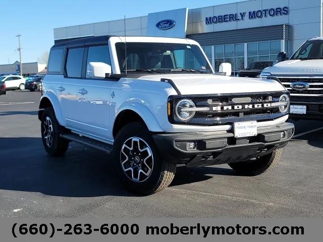 2024 Ford Bronco Outer Banks