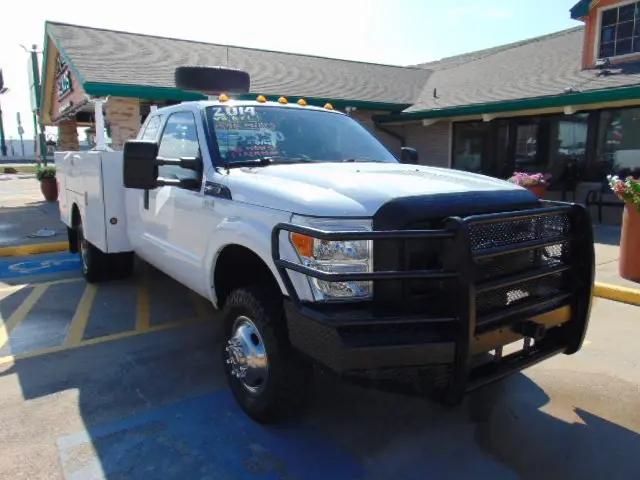 2014 Ford F-350 4WD SuperCab 162 WB 60 CA for sale in HOUSTON, TX