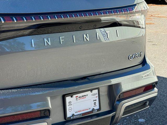 2025 INFINITI QX80 SENSORY AWD