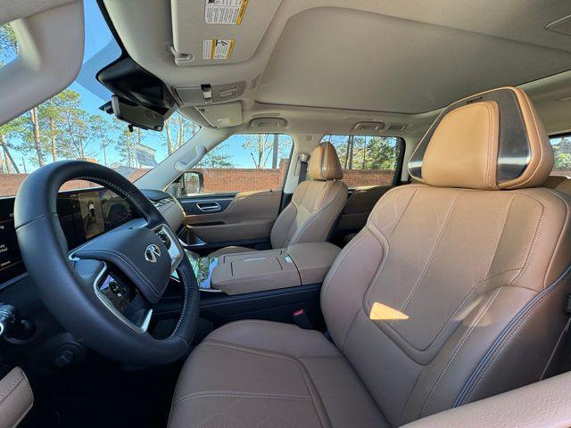 2025 INFINITI QX80 SENSORY AWD
