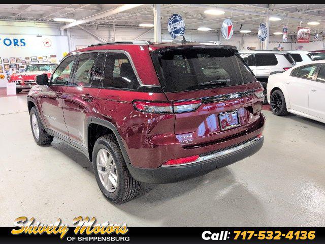 2025 Jeep Grand Cherokee GRAND CHEROKEE LAREDO X 4X4