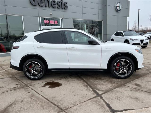 2025 Alfa Romeo Stelvio STELVIO AWD