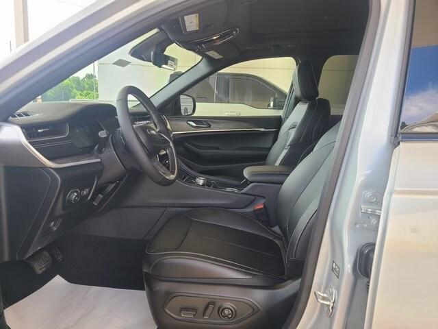 2025 Jeep Grand Cherokee GRAND CHEROKEE LIMITED 4X2