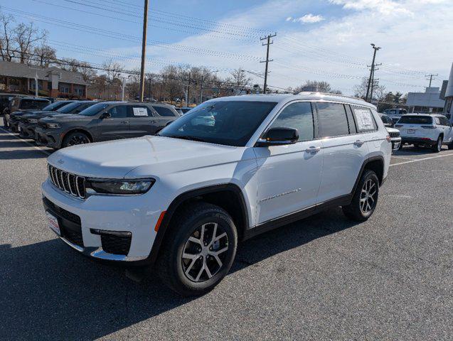 2025 Jeep Grand Cherokee GRAND CHEROKEE L LIMITED 4X4