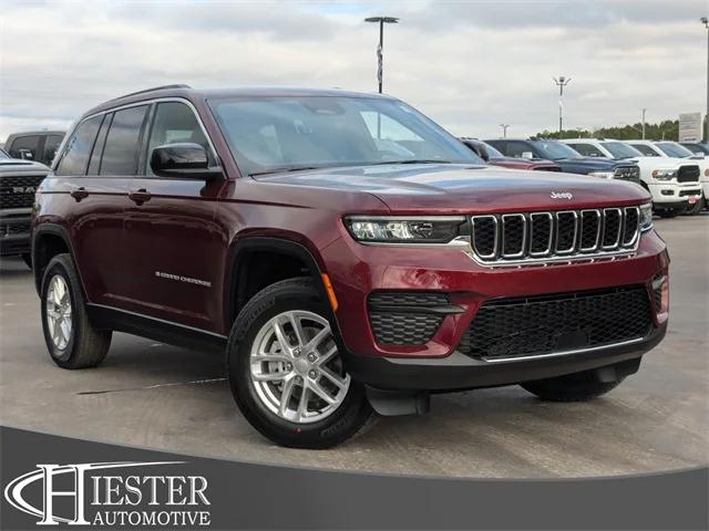 2025 Jeep Grand Cherokee GRAND CHEROKEE LAREDO X 4X4