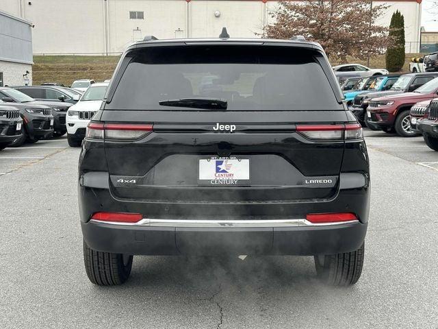 2025 Jeep Grand Cherokee GRAND CHEROKEE LAREDO X 4X4