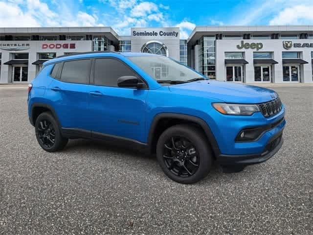 2025 Jeep Compass COMPASS LATITUDE 4X4