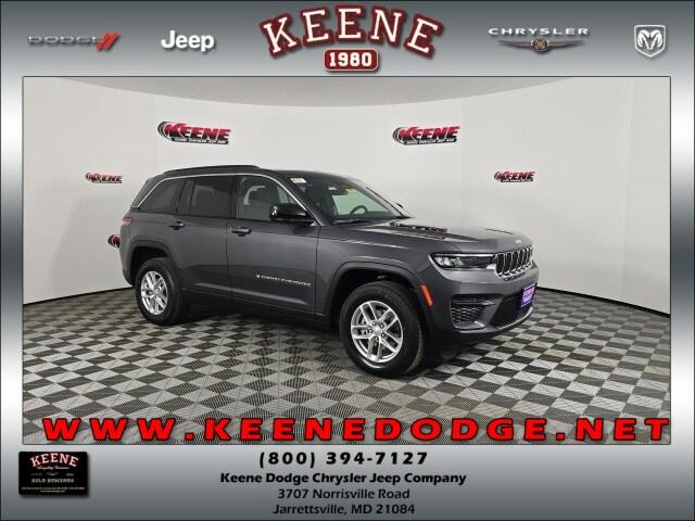 2025 Jeep Grand Cherokee GRAND CHEROKEE LAREDO X 4X4