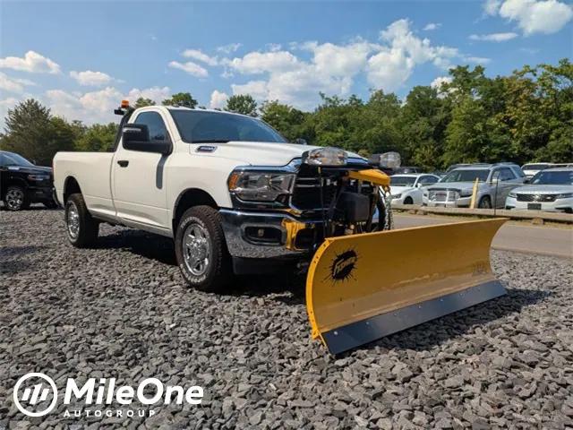 2024 RAM Ram 3500 RAM 3500 TRADESMAN REGULAR CAB 4X4 8 BOX