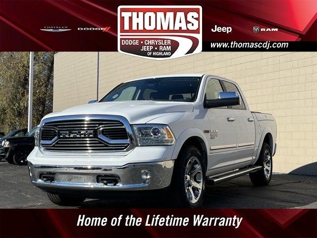 2019 RAM 1500 Classic Laramie Crew Cab 4x4 57 Box