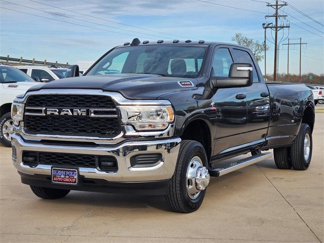 2024 RAM Ram 3500 RAM 3500 TRADESMAN CREW CAB 4X4 8 BOX