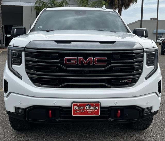 2024 GMC Sierra 1500 4WD Crew Cab Short Box AT4