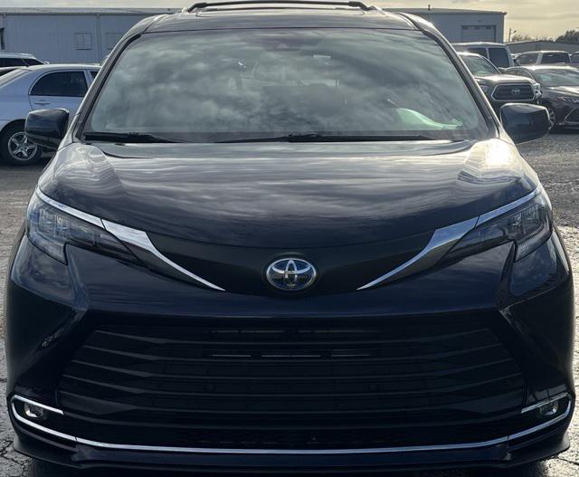 2024 Toyota Sienna XLE