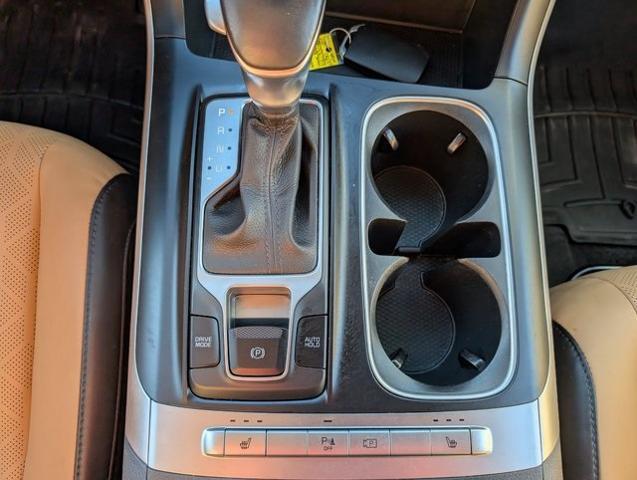 2022 Kia Carnival MPV LX Seat Package