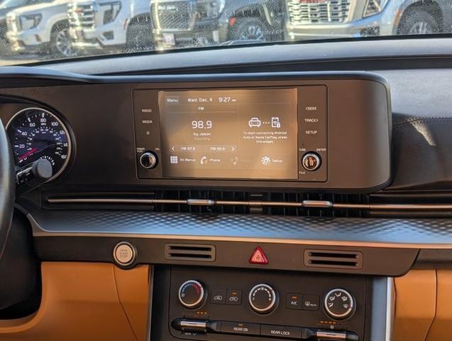 2022 Kia Carnival MPV LX Seat Package