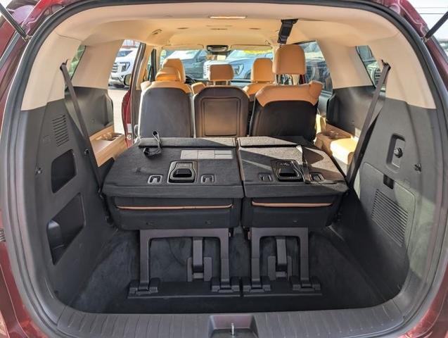 2022 Kia Carnival MPV LX Seat Package